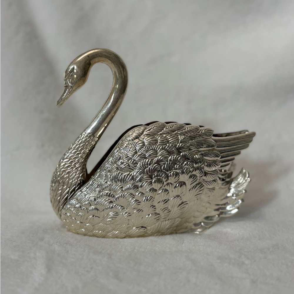 Elegant Vintage Silver Plated Swan Napkin Holder